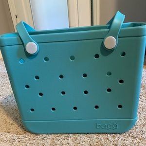 Look alike Bogg bag